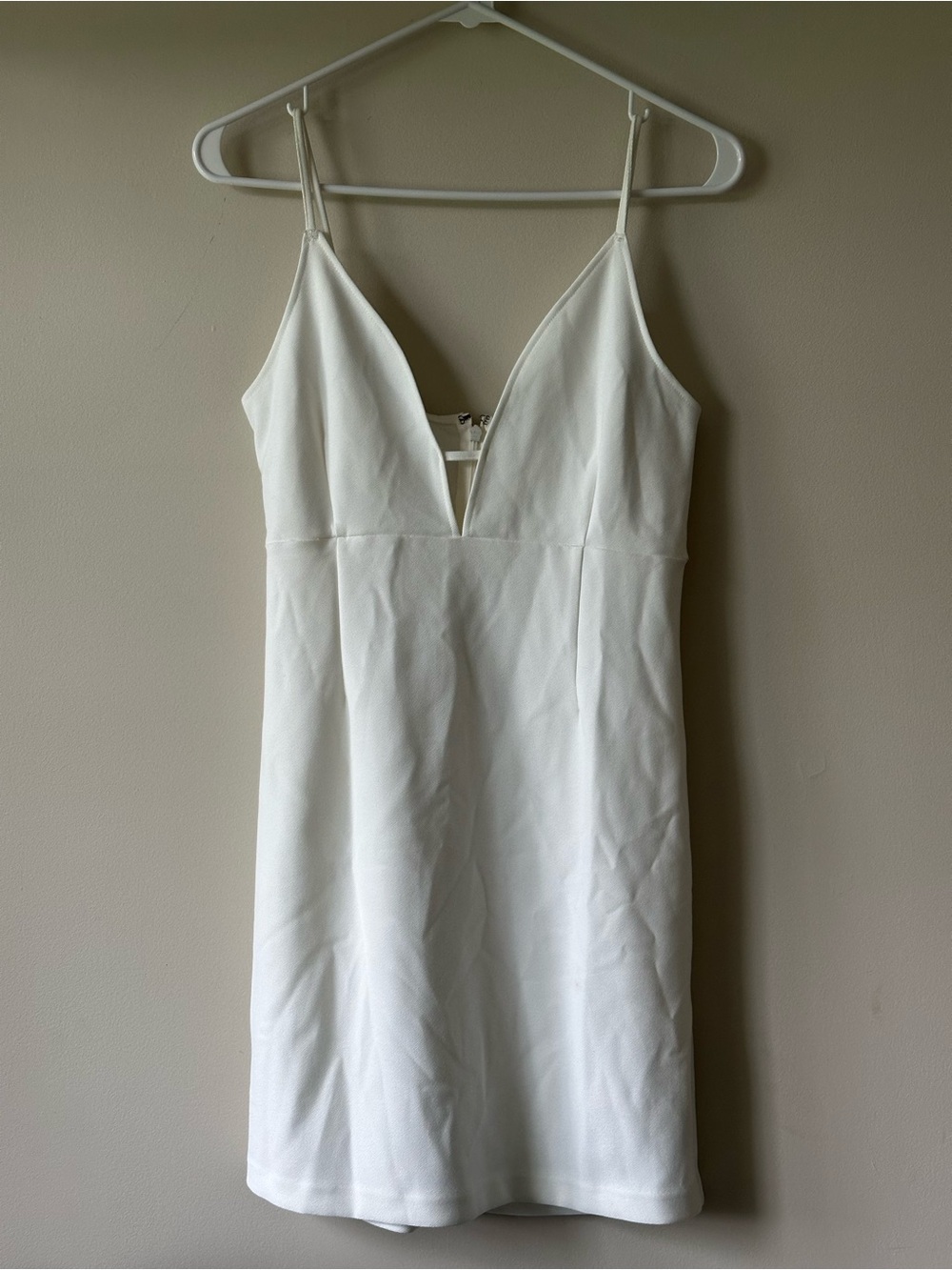 Abercrombie & Fitch White V-Neck Dress